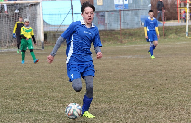 岁的年龄依 岁的年龄依